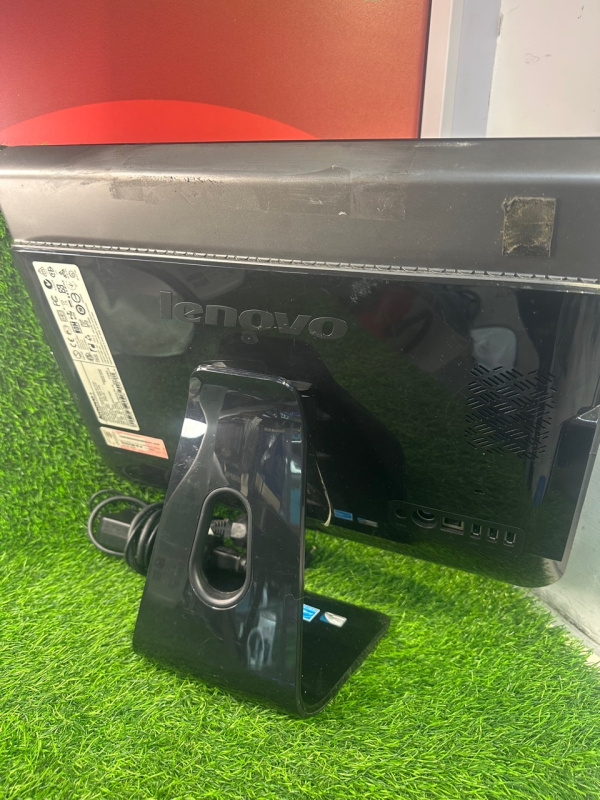 Моноблок Lenovo с200